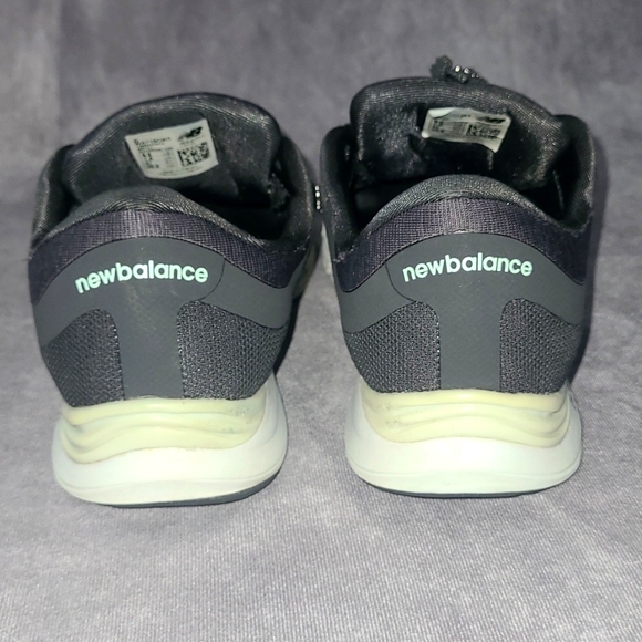 NEW BALANCE 711 V3 Cross Trainer - Picture 3 of 14